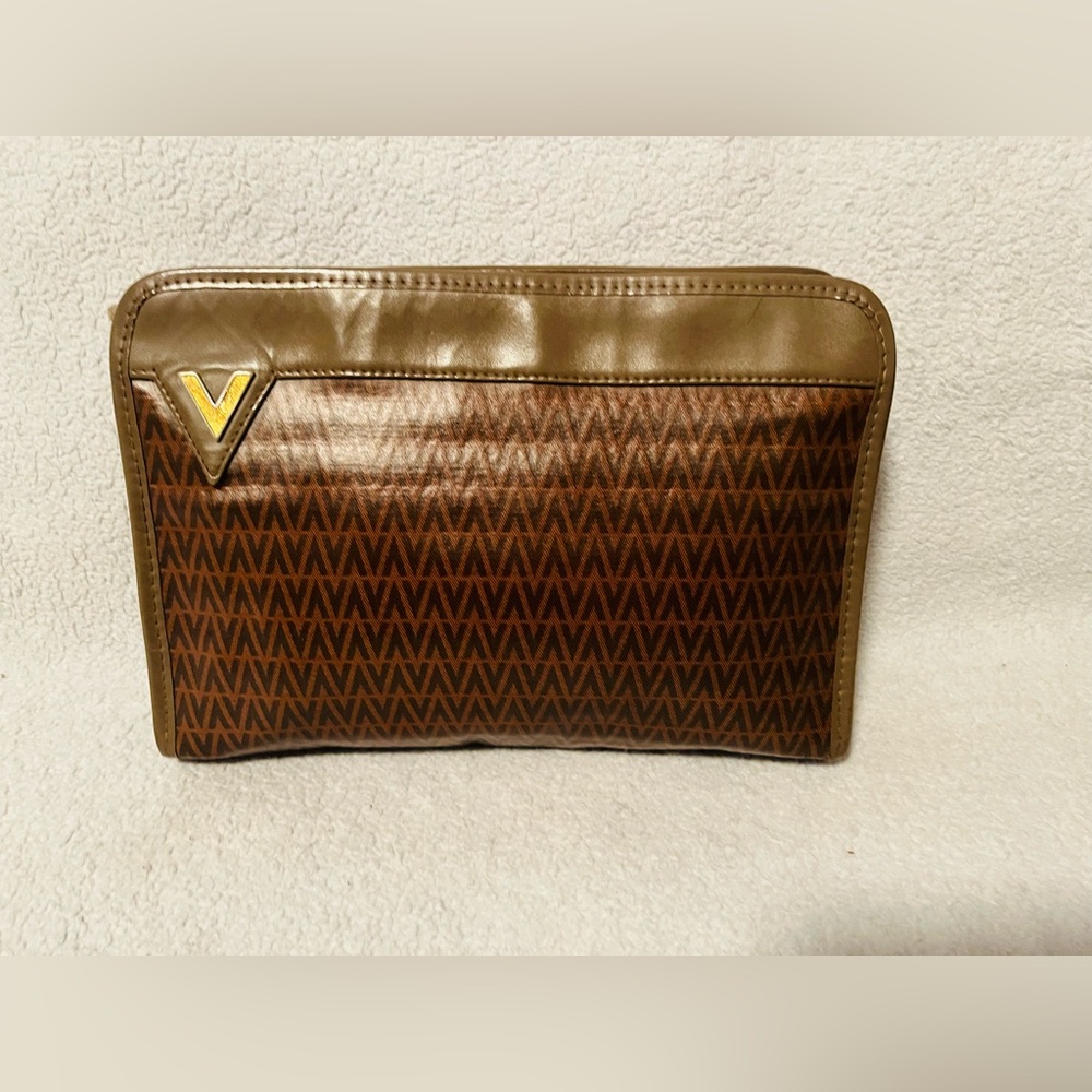 Mario Valentino Monogram Clutch - Picture 5 of 13